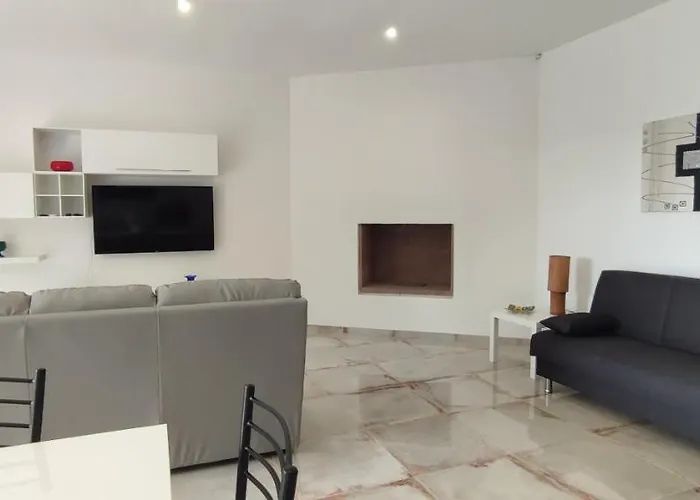 Lu Sciardinu Lägenhet *